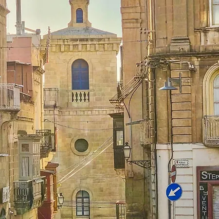 Entire Historical Palacinho De Sao Antonio * Birgu