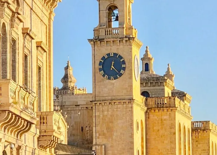 Entire Historical Palacinho De Sao Antonio * Birgu